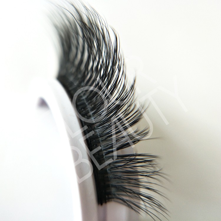 reusable pre-glued lashes China wholesale.jpg